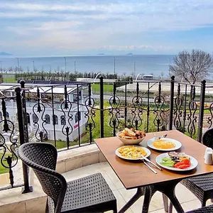 Saruhan 2* Istambul