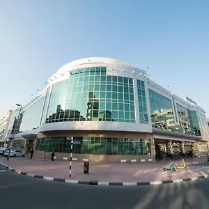 holiday-inn-bur-dubai-embassy-district.sharjah-hotels.com/