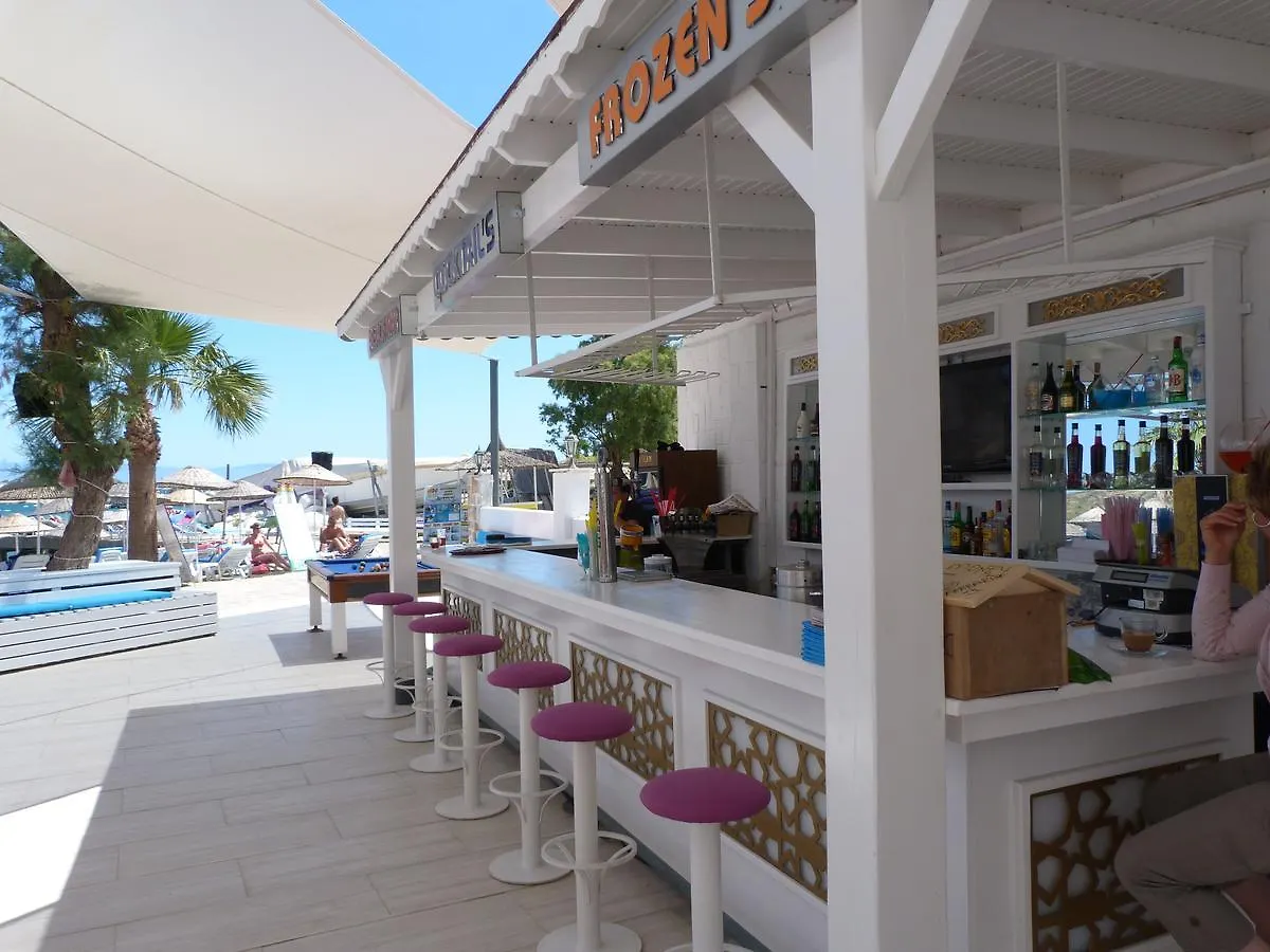 Ayaz Aqua Beach Hotel Бодрум