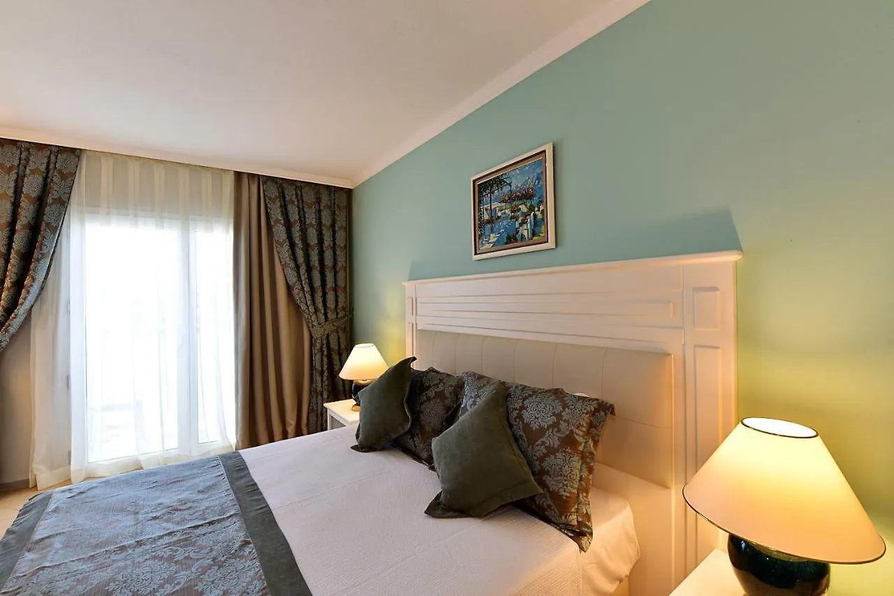 Ayaz Aqua Beach Hotel Бодрум